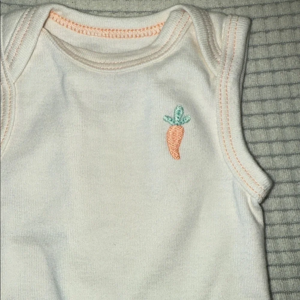 Carter's White printed and embroidered Bodysuits Set - Picture 12 of 17